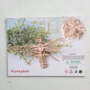 NEW 3D Wooden Bee Honeybee Puzzle Insect Animal Model Kit STEM Crafts DIY Brain